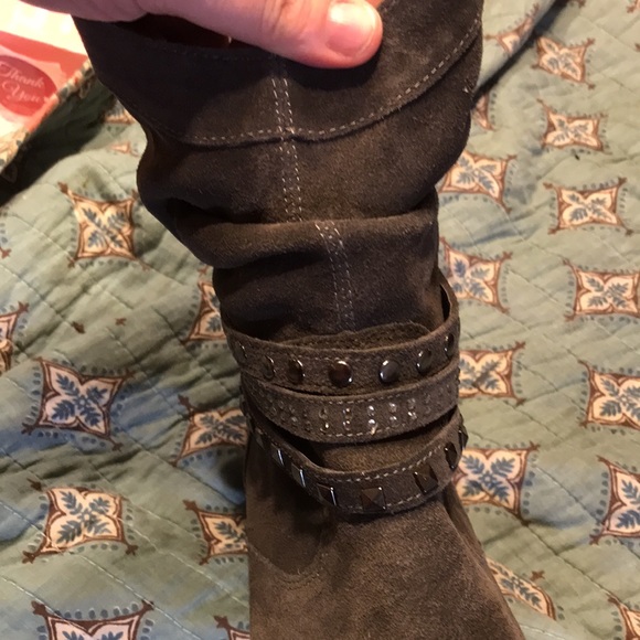 Twiggy LONDON Dark grey ankle booties size 8.5. - Picture 7 of 13